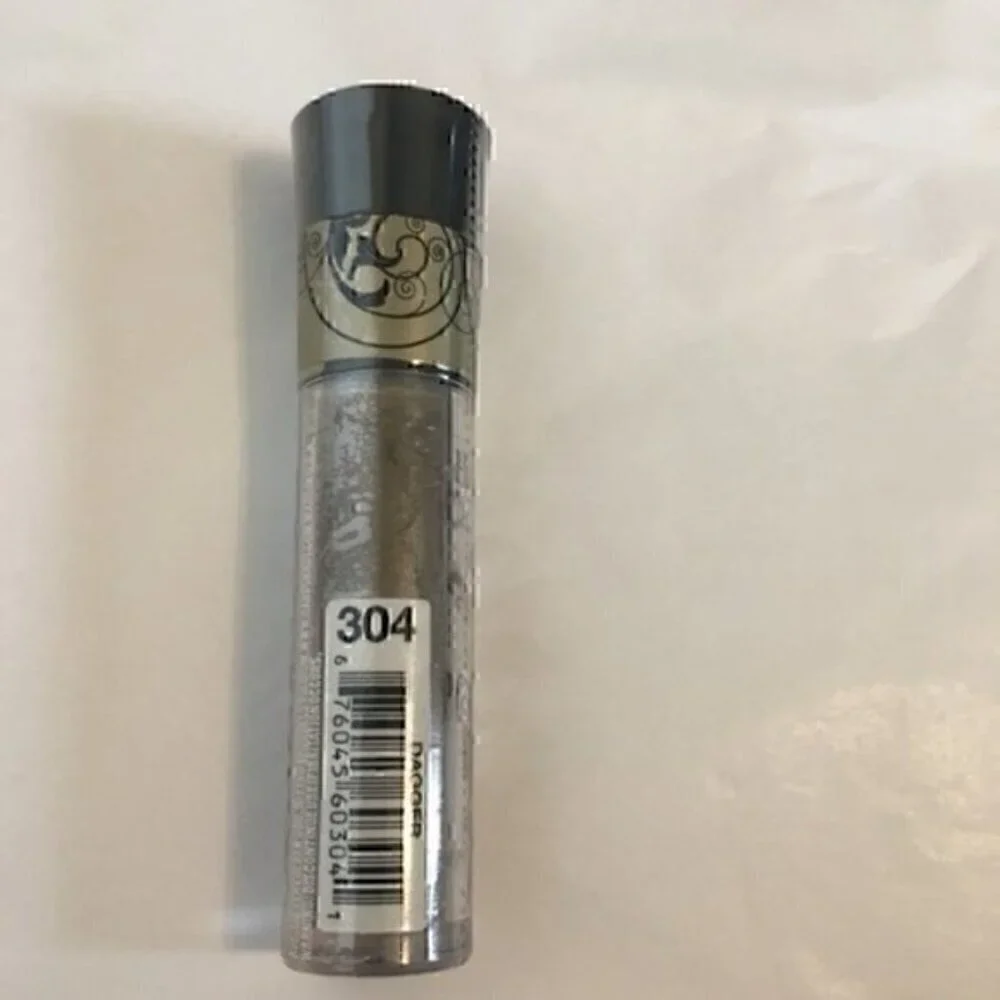 Hard Candy Powder Keg Eyeshadow Pigment in Dagger